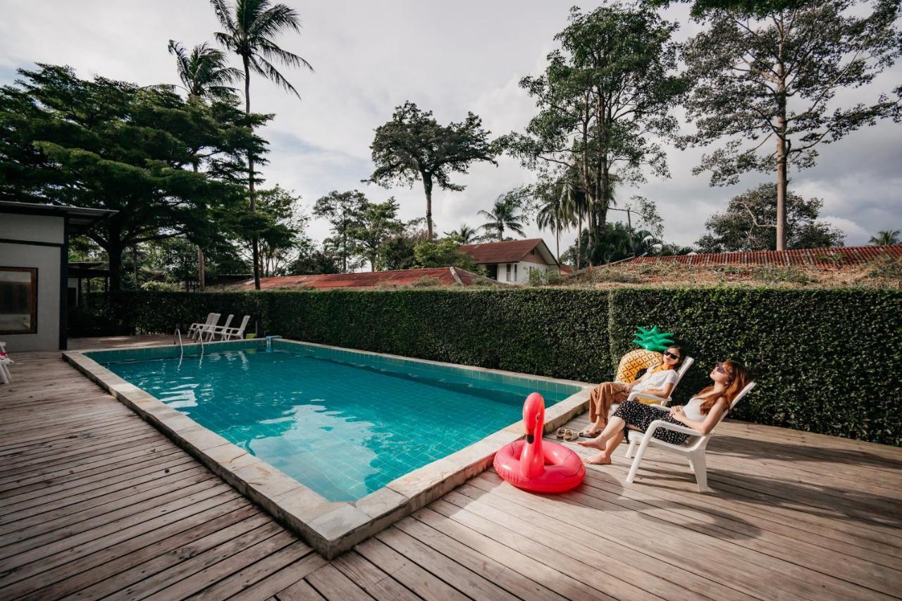 The Stage, Koh Chang Hotel Exterior photo